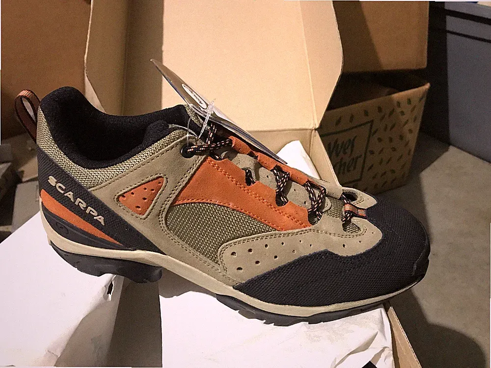 Women’s SCARPA EGO STONE Rust Trekking Hiking Approach Boots Shoes Sz 38.5 US 7+